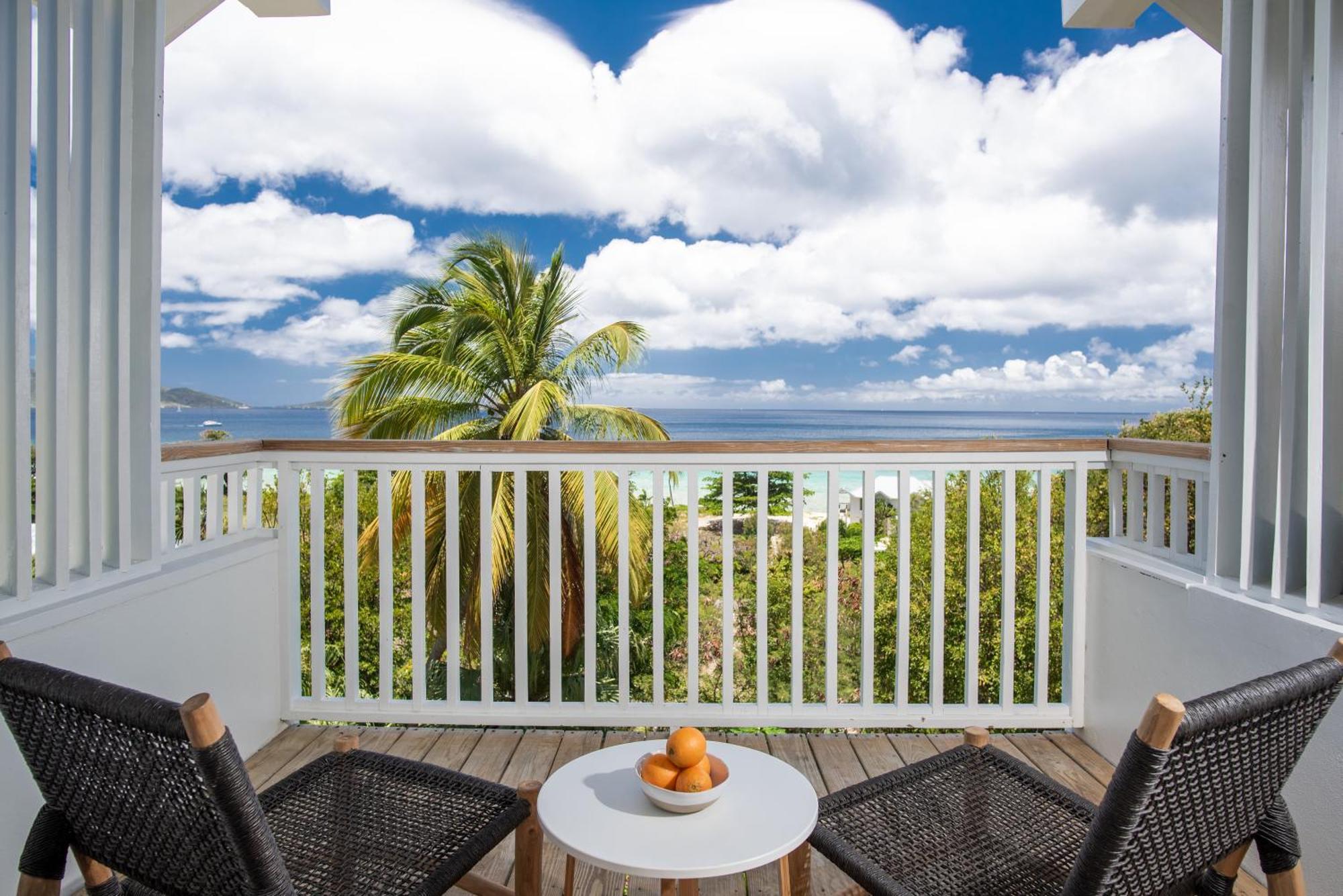 Long Bay Beach Resort Freshwater Pond Buitenkant foto